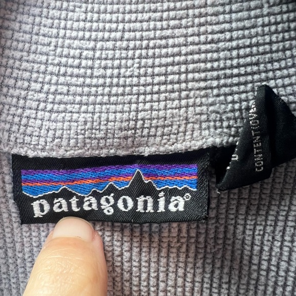 Patagonia Mens Polartec Pullover 1/2 Zip Shirt Gray Outdoor Baselayer FLAW Large - Picture 3 of 15